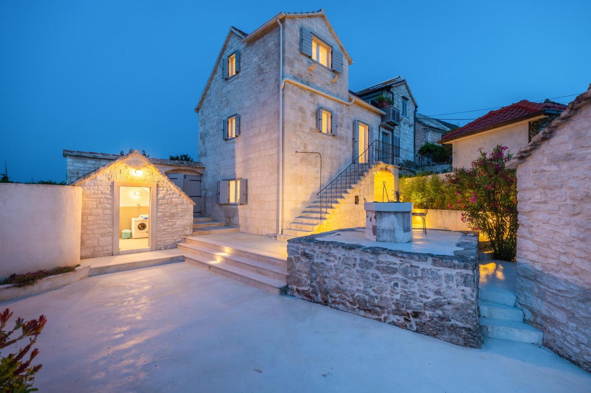 Villa Komelo Skrip Exterior photo