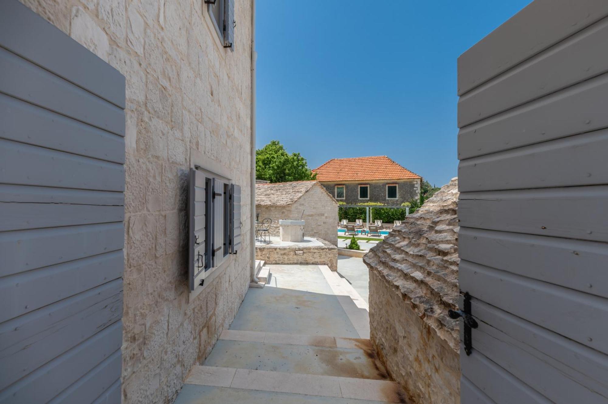 Villa Komelo Skrip Exterior photo